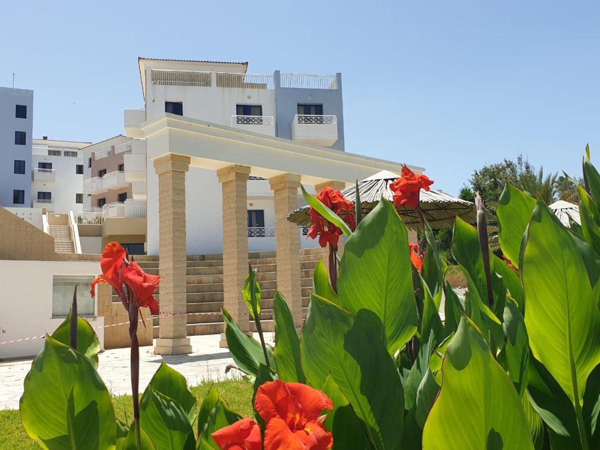 Seaview Sunset Holiday Apartments Paphos 外观 照片